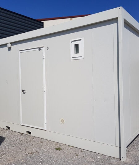 Bungalow Équipé 1 Wc 1 Douche 1 Lave mains