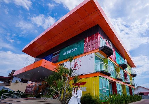 idas-para-contenedores-transformados-hotel-510x400-4-dia